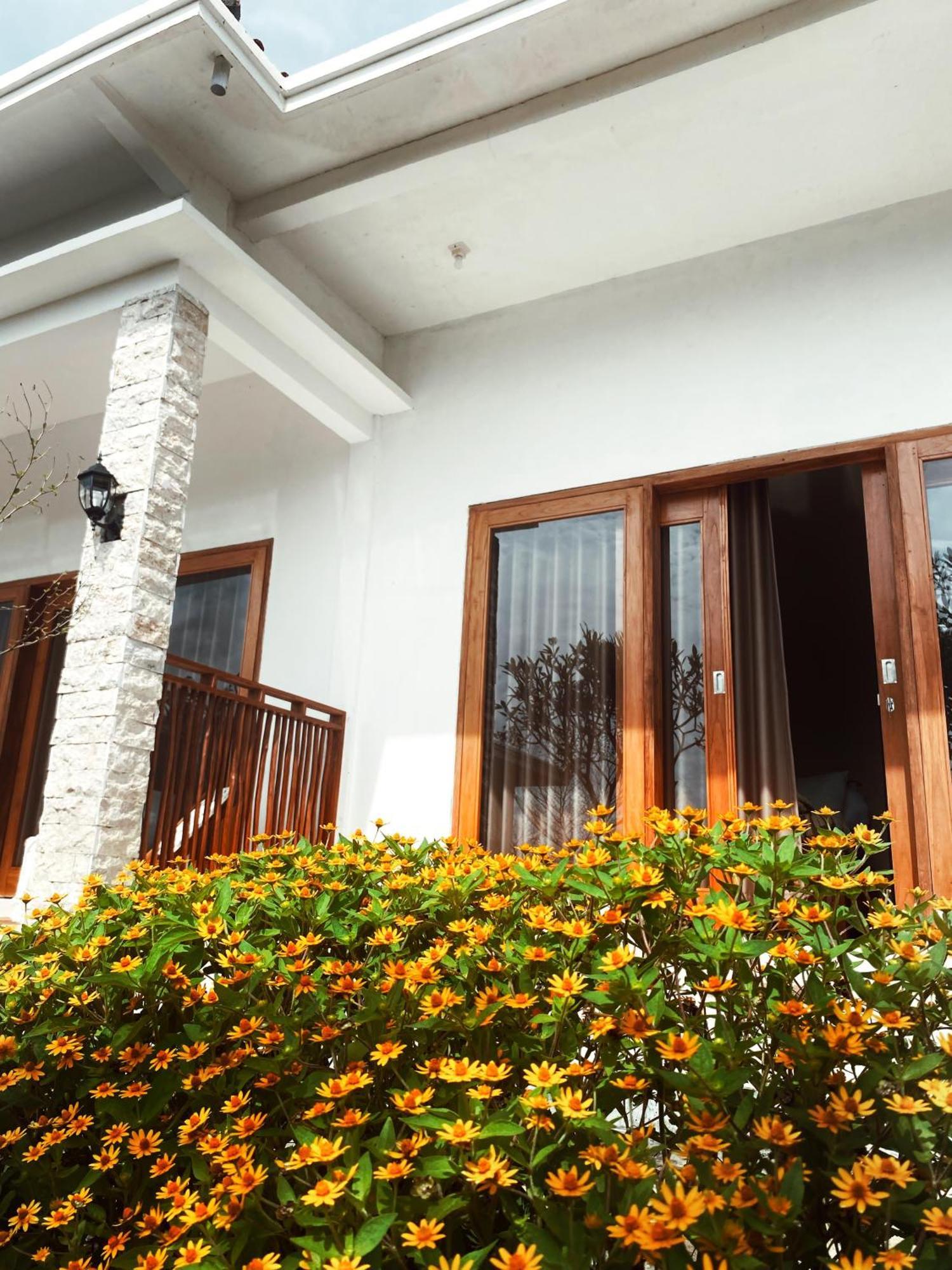 Sumbul View Surfcamp Hotel Airsatang Exterior photo